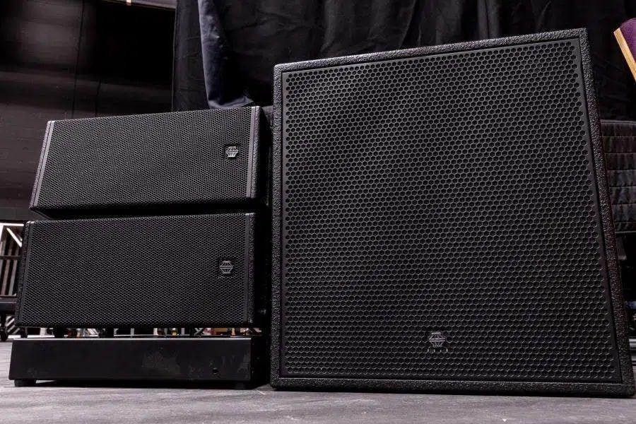 На стримерской тусе многие подходили и говорили о том, что к