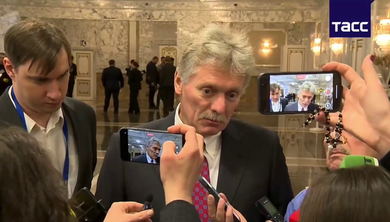 А куда делись профессиональные наплечные камкордеры с бетака